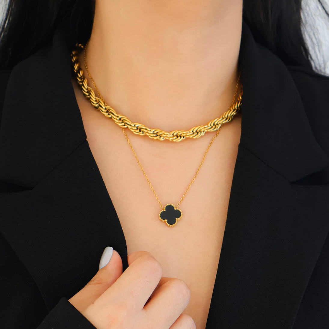 Collares